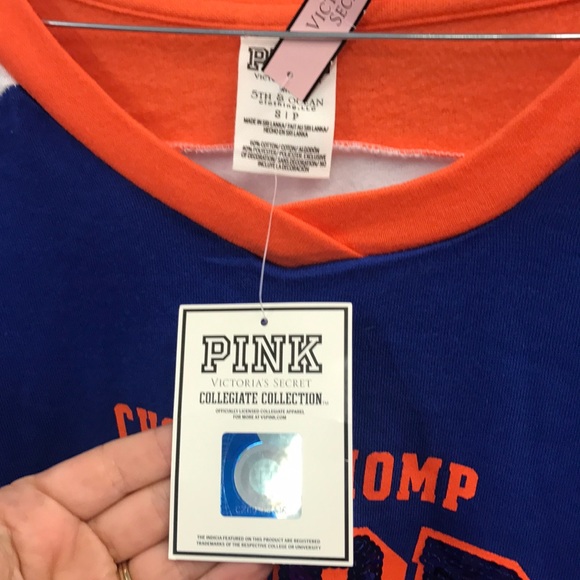 NWT size small sweatshirt - Picture 5 of 6